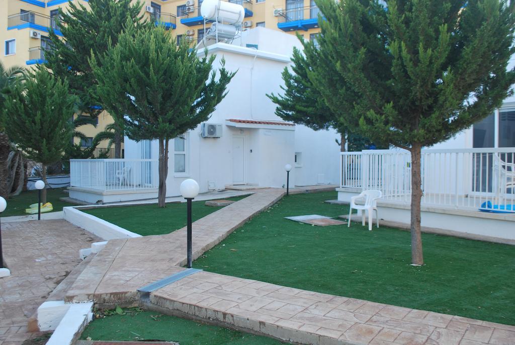 Flisvos Beach Apartments Protaras Habitación foto